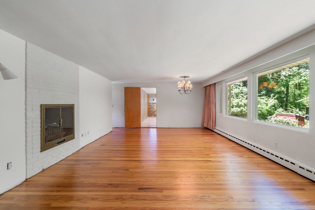54 Brook Road Weston, MA 02493 - Photo 4 of 24