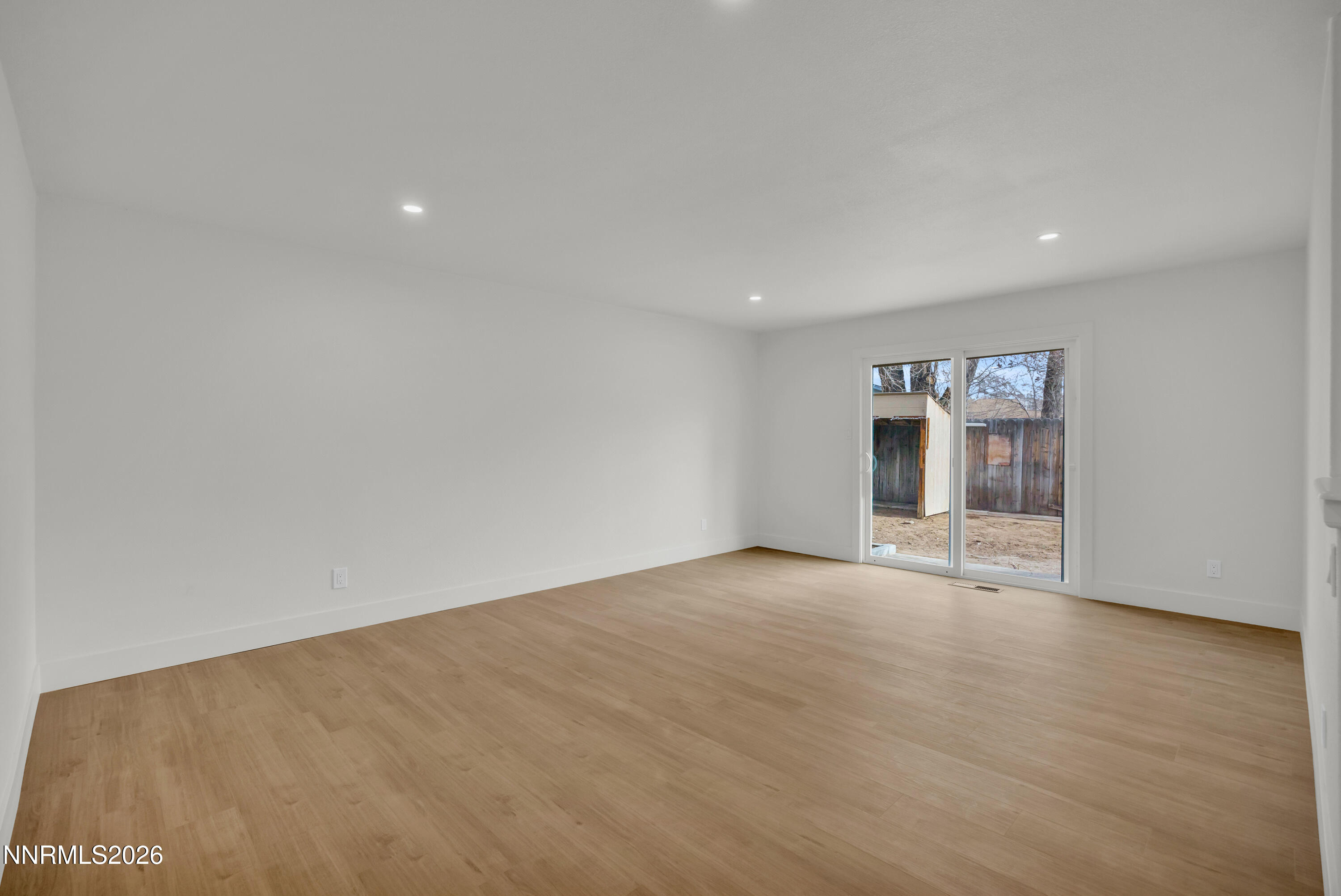 1954 Rio Tinto Drive Sparks, NV 89434 - Photo 11 of 42 20_img_6274