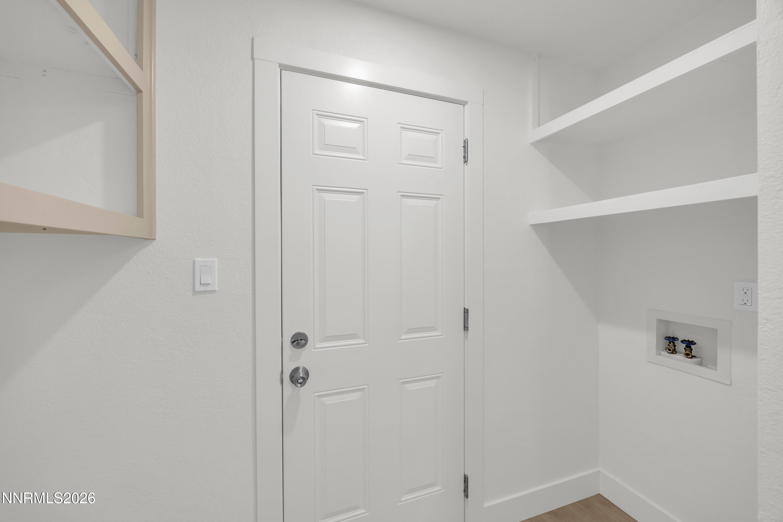 1954 Rio Tinto Drive Sparks, NV 89434 - Photo 26 of 42 41_img_6344