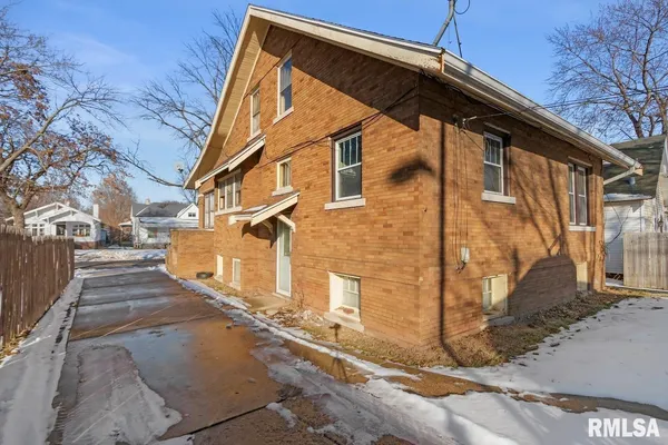 $139,900 | 1816 West Callender Avenue, Peoria, IL 61606