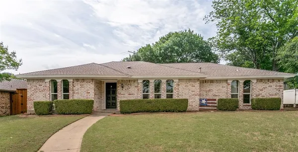$359,999 | 2720 Leameadow Drive, Plano, TX 75075
