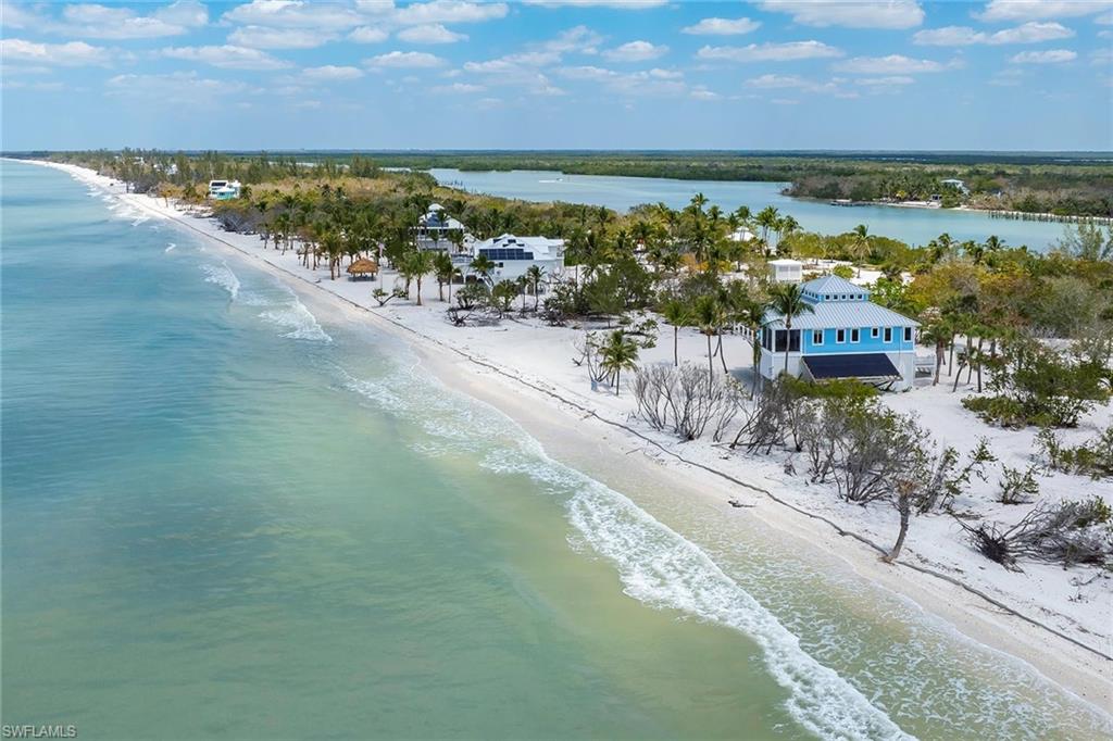 11687 Keewaydin Naples, FL 34113 - Photo 43 of 49 a view of a city and ocean view