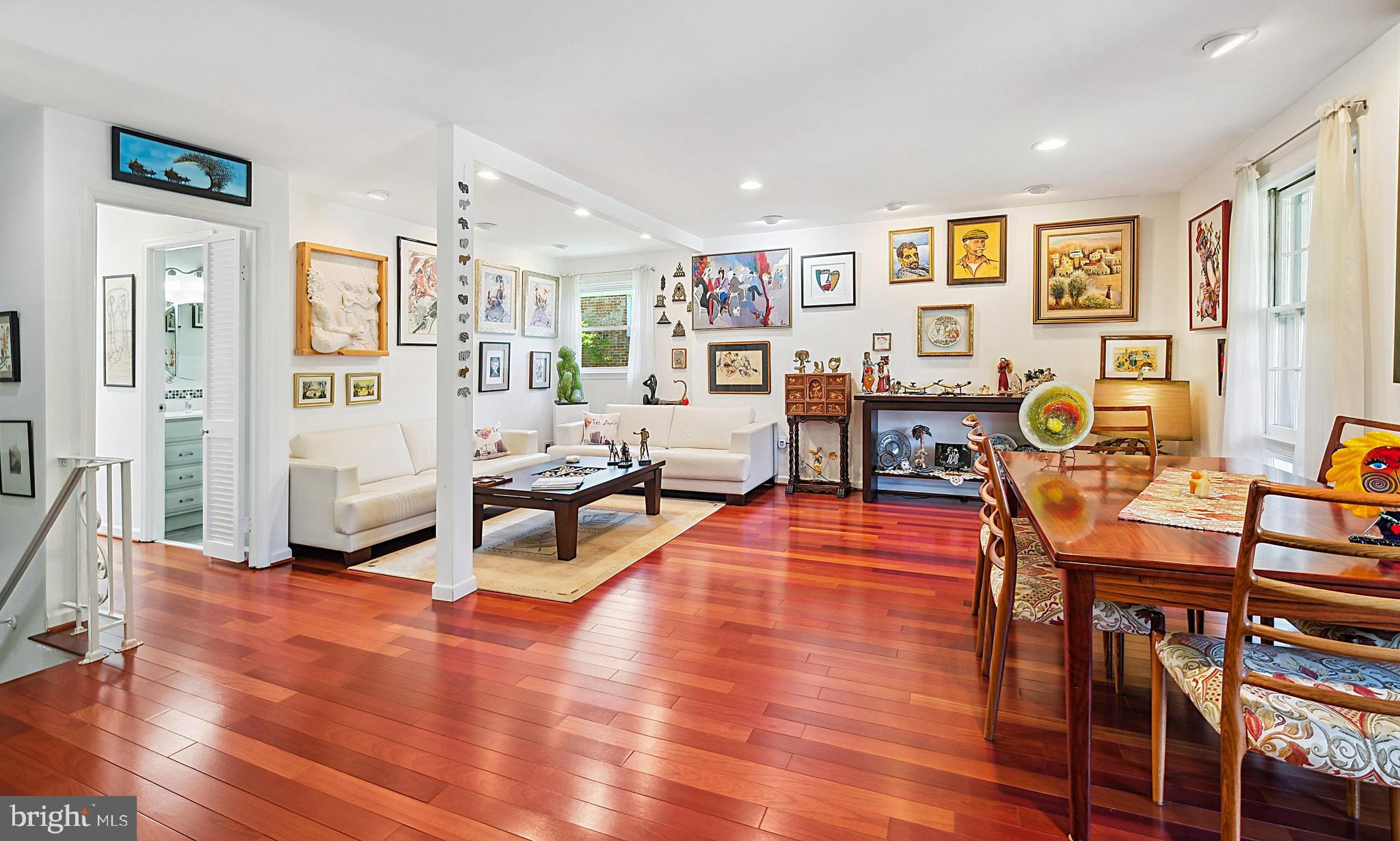 12012 Coldstream Drive Potomac, MD 20854 - Photo 5 of 42 a living room with furniture and wooden floor