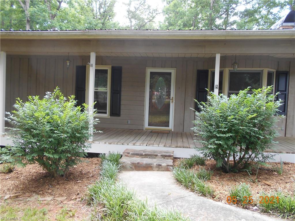 737 Old Camp Road Denton, NC 27239 - Photo 2 of 25 Gallery Image 2