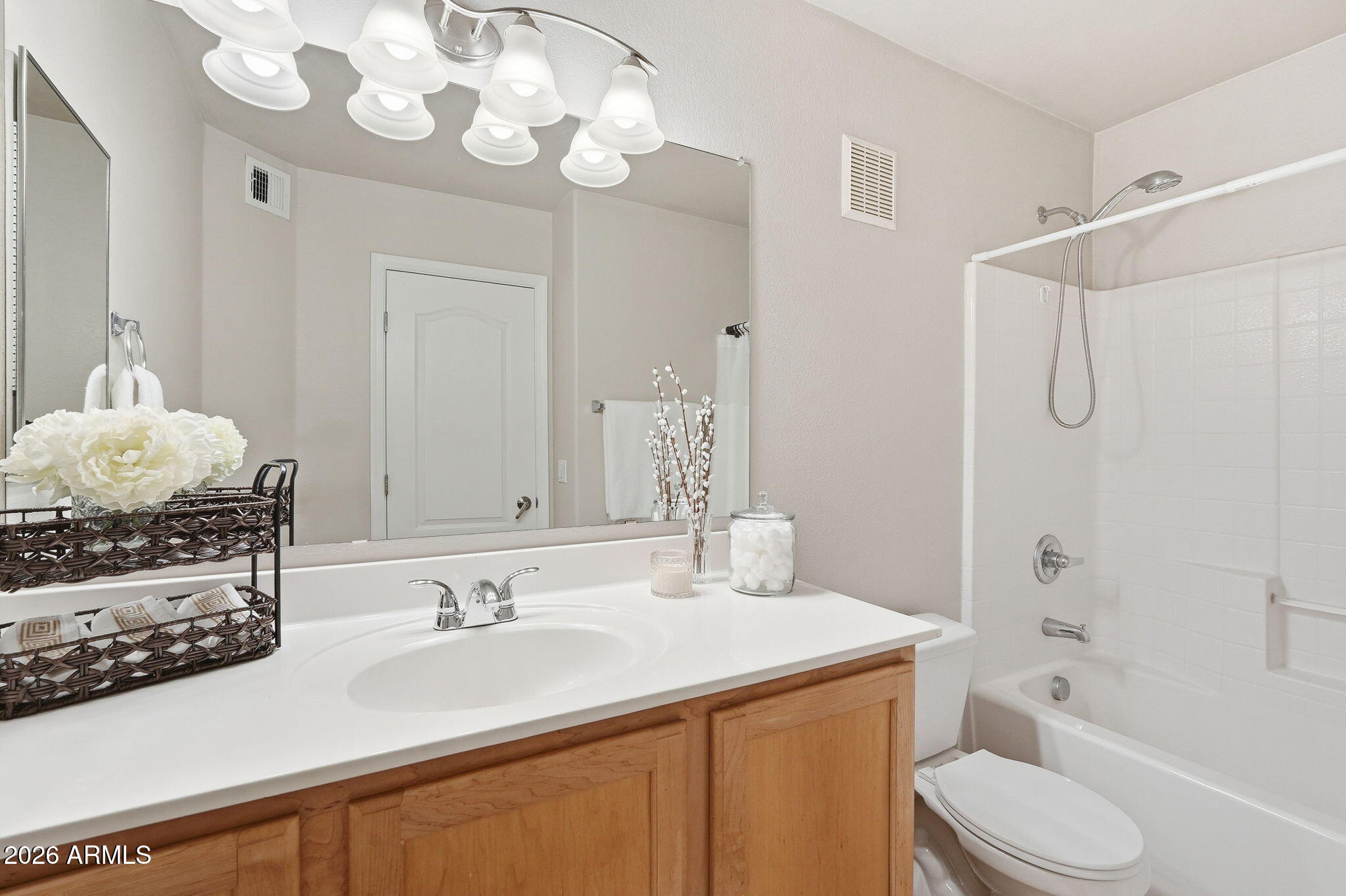 280 South Evergreen Road, Unit 1304 Tempe, AZ 85288 - Photo 16 of 25 Primary Bath