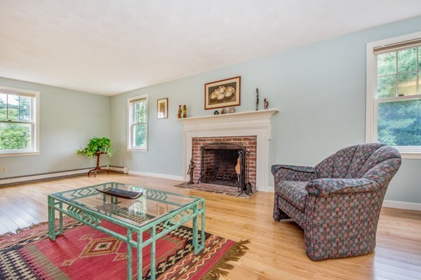 3 Sawmill Road Acton, MA 01720 - Photo 4 of 30 Gallery Image 4