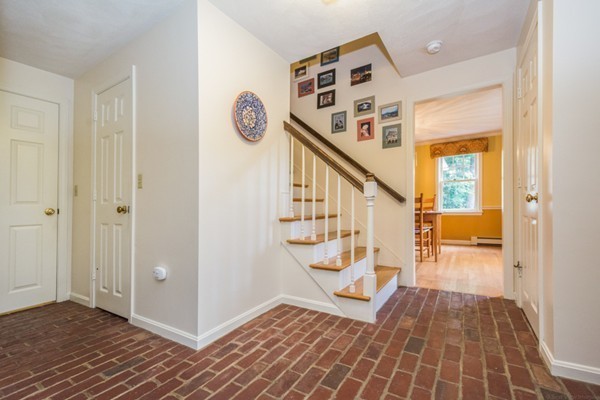 3 Sawmill Road Acton, MA 01720 - Photo 5 of 30 Gallery Image 5