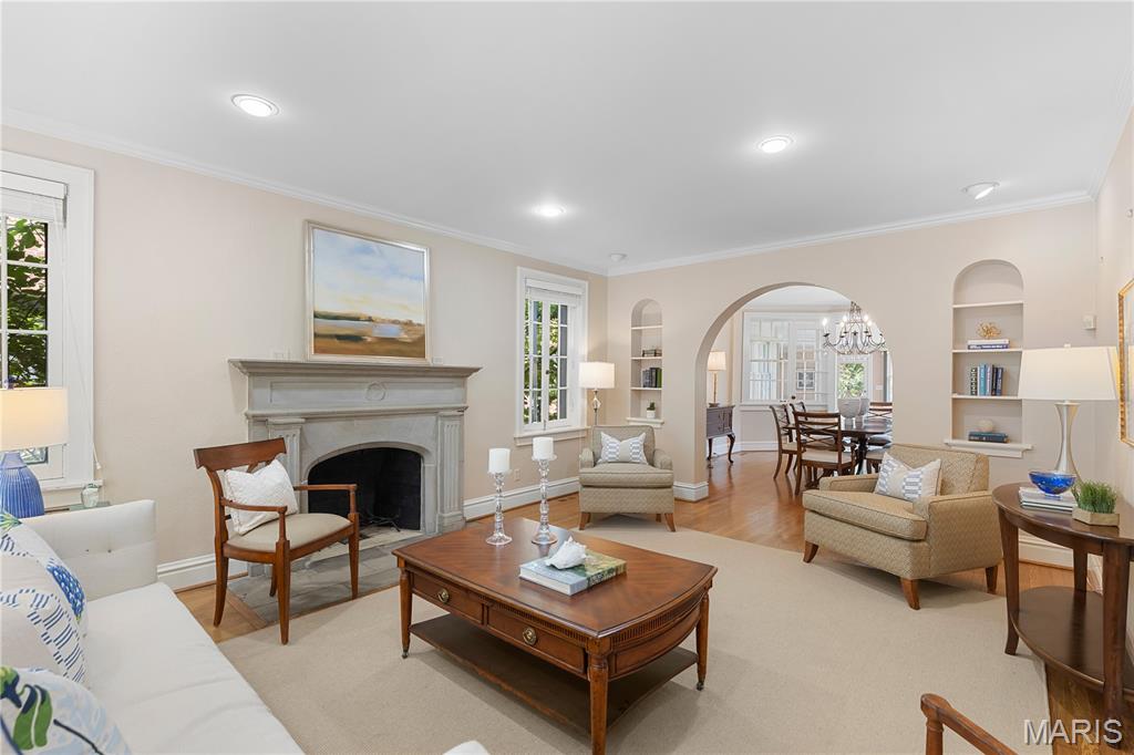 46 Broadview Drive Clayton, MO 63105 - Photo 12 of 46