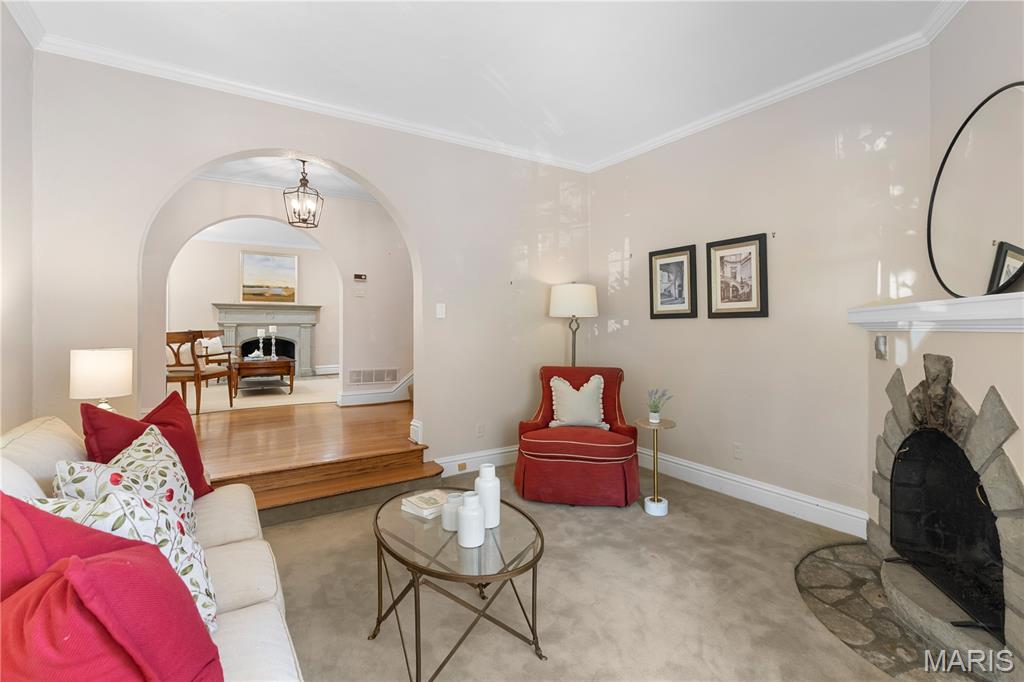 46 Broadview Drive Clayton, MO 63105 - Photo 8 of 46