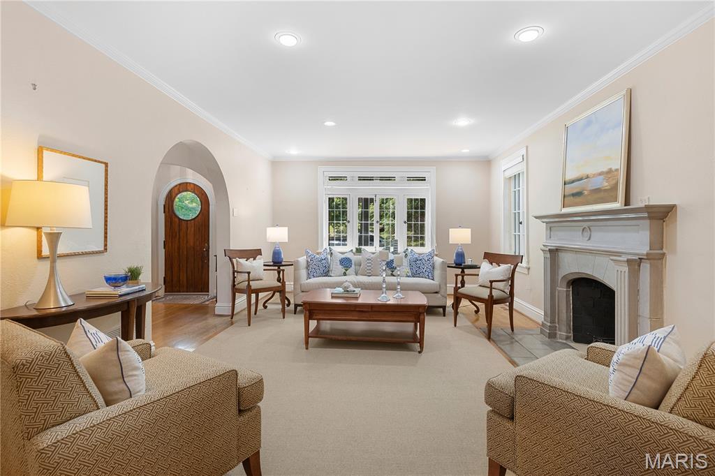 46 Broadview Drive Clayton, MO 63105 - Photo 10 of 46