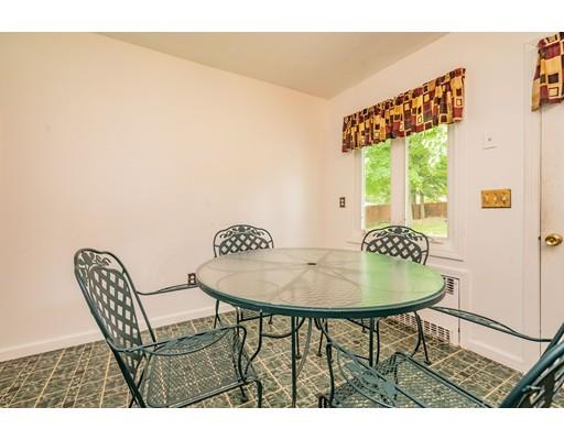 97 Woodside Terrace Springfield, MA 01108 - Photo 13 of 28 Gallery Image 13