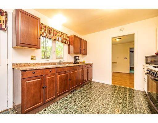 97 Woodside Terrace Springfield, MA 01108 - Photo 7 of 28 Gallery Image 7