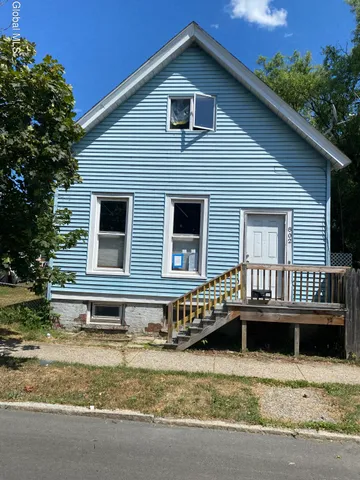 $69,900 | 802 5th Avenue, Troy, NY 12182