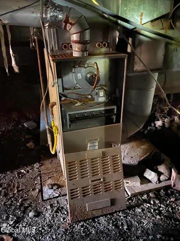 $69,900 | 802 5th Avenue, Troy, NY 12182