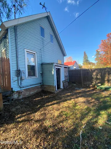 $69,900 | 802 5th Avenue, Troy, NY 12182