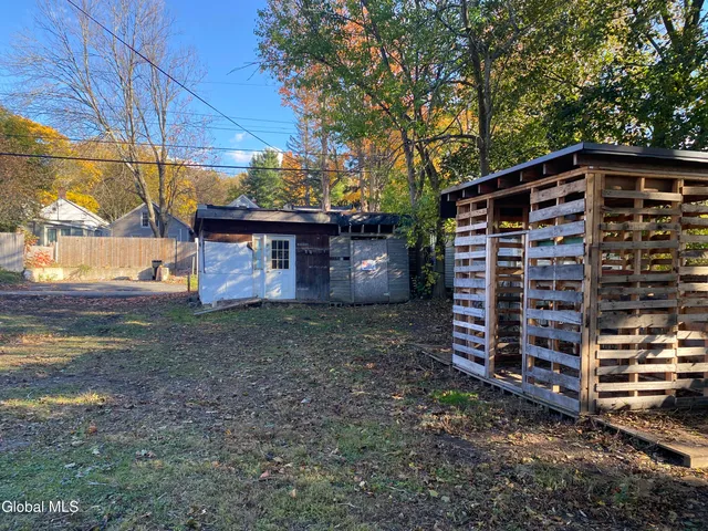 $69,900 | 802 5th Avenue, Troy, NY 12182