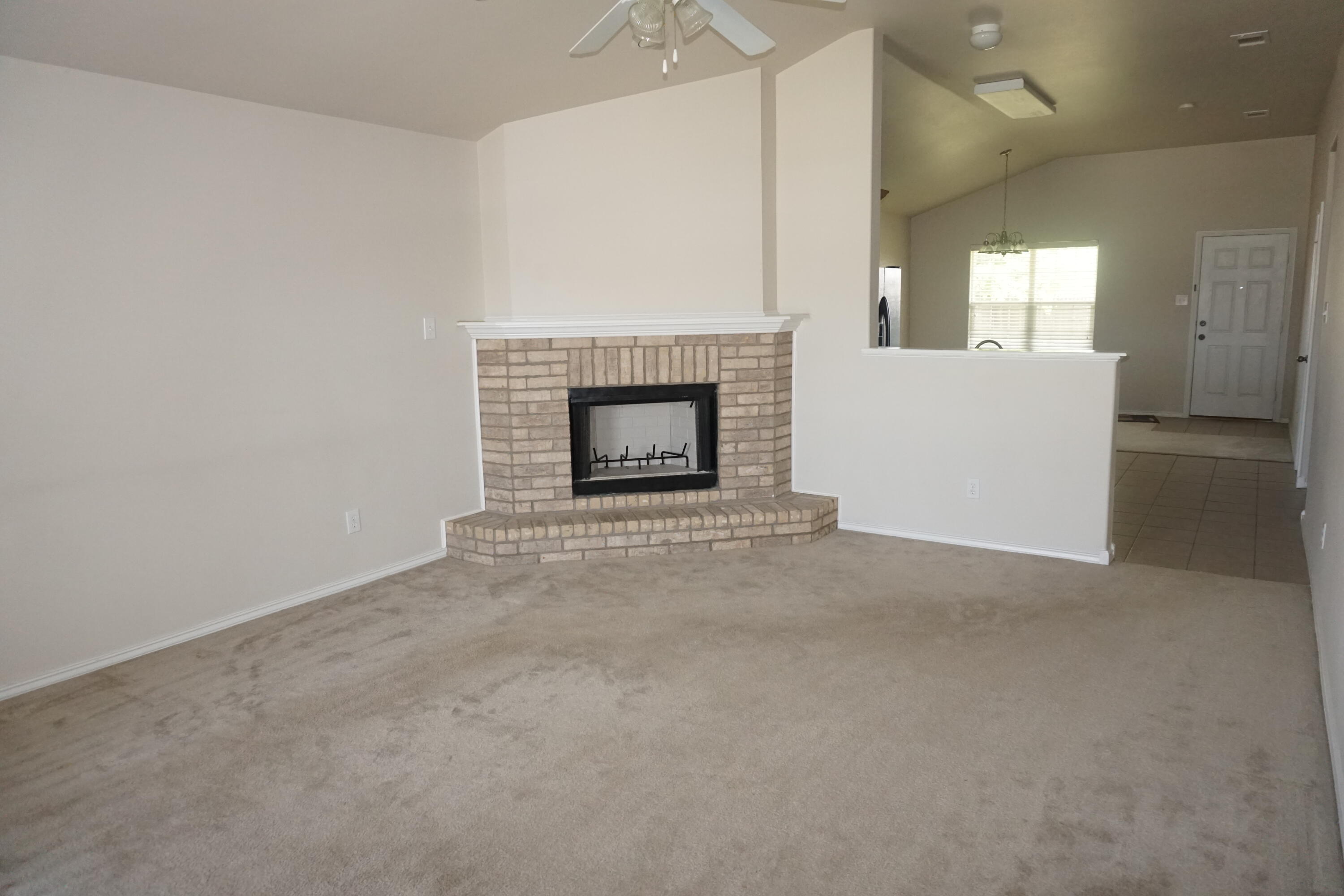 6549 85th Street Lubbock, TX 79424 - Photo 2 of 9 2