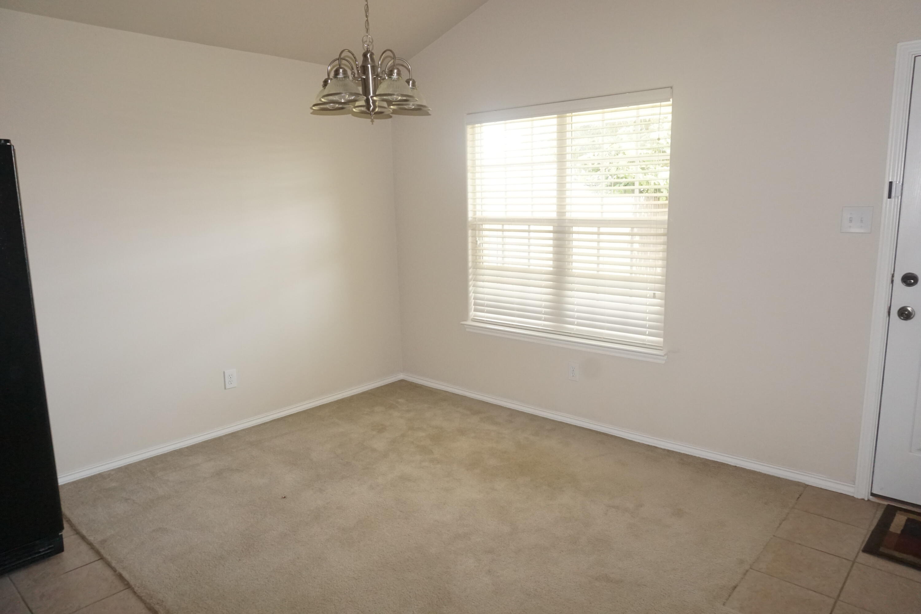 6549 85th Street Lubbock, TX 79424 - Photo 4 of 9 4