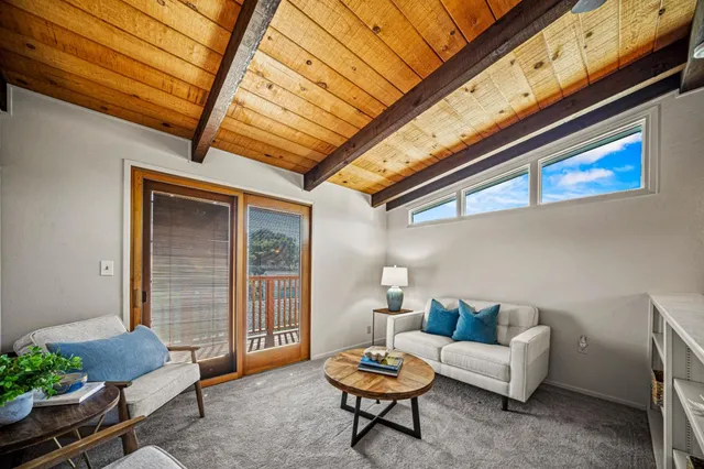 $1,100,000 | 831 Arlington Place, Del Rey Oaks, CA 93940