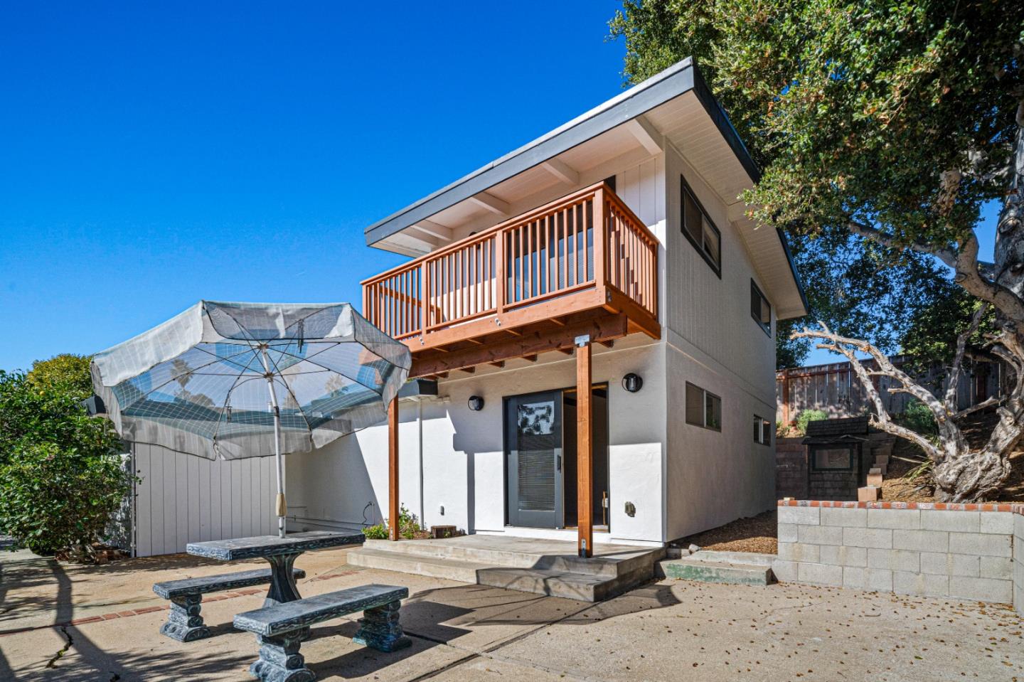 831 Arlington Place Del Rey Oaks, CA 93940 - Photo 30 of 33