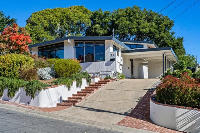 $1,100,000 | 831 Arlington Place, Del Rey Oaks, CA 93940