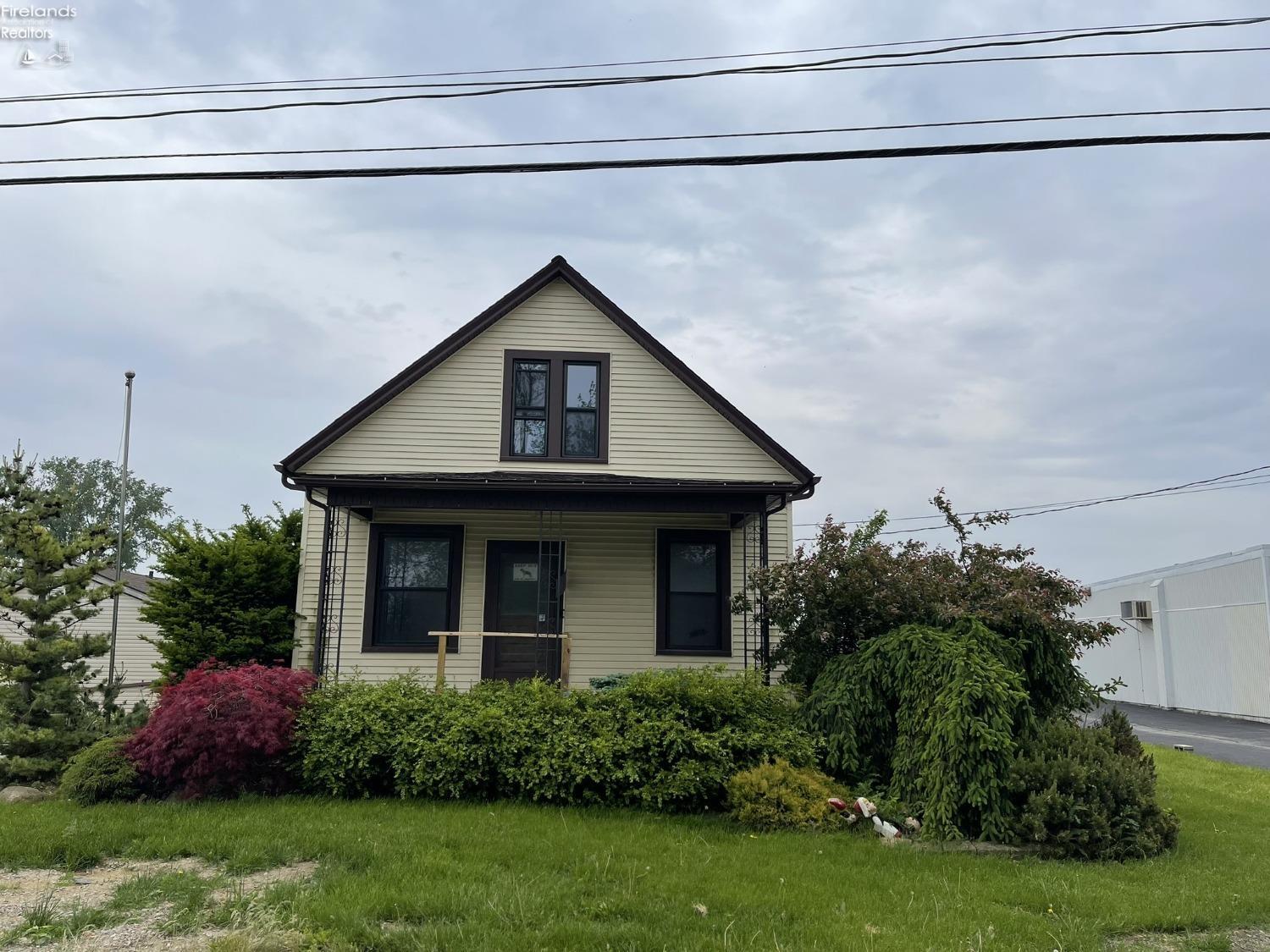3028 Venice Road Sandusky, OH 44870 - Photo 1 of 15 Gallery Image 1