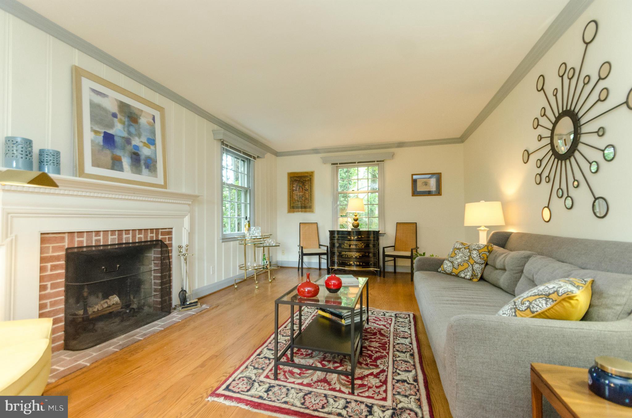 703 East Joppa Road Towson, MD 21286 - Photo 5 of 30 Living Room