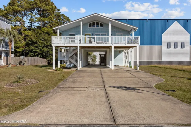 $475,000 | 2029 Whispering Pine Street Southwest, Ocean Isle Beach, NC 28469