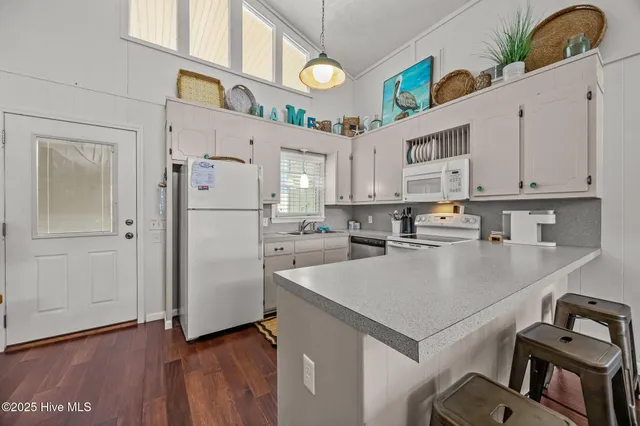 $475,000 | 2029 Whispering Pine Street Southwest, Ocean Isle Beach, NC 28469