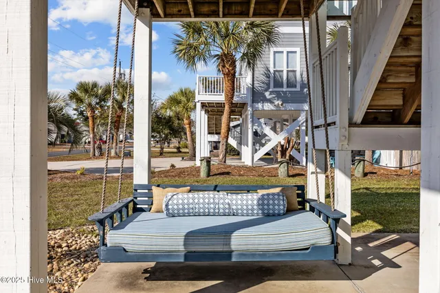 $475,000 | 2029 Whispering Pine Street Southwest, Ocean Isle Beach, NC 28469