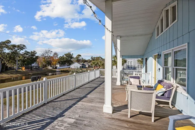 $475,000 | 2029 Whispering Pine Street Southwest, Ocean Isle Beach, NC 28469