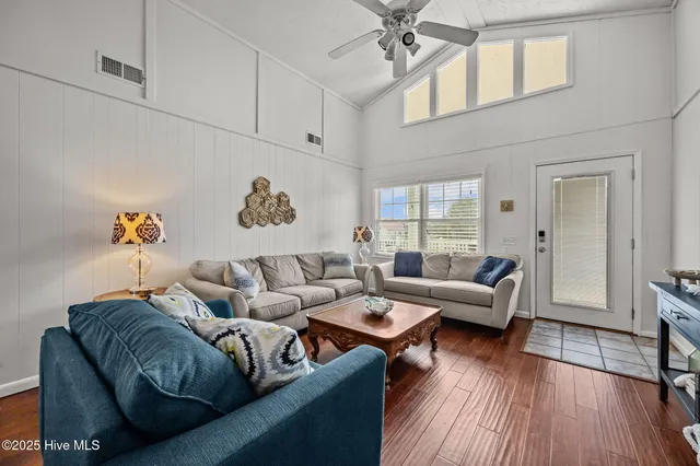 $475,000 | 2029 Whispering Pine Street Southwest, Ocean Isle Beach, NC 28469