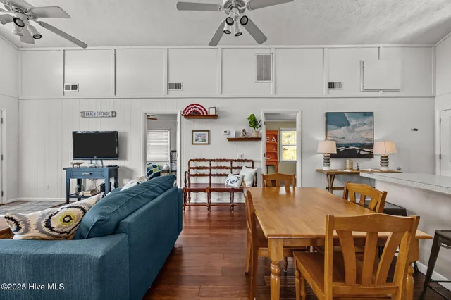 $475,000 | 2029 Whispering Pine Street Southwest, Ocean Isle Beach, NC 28469