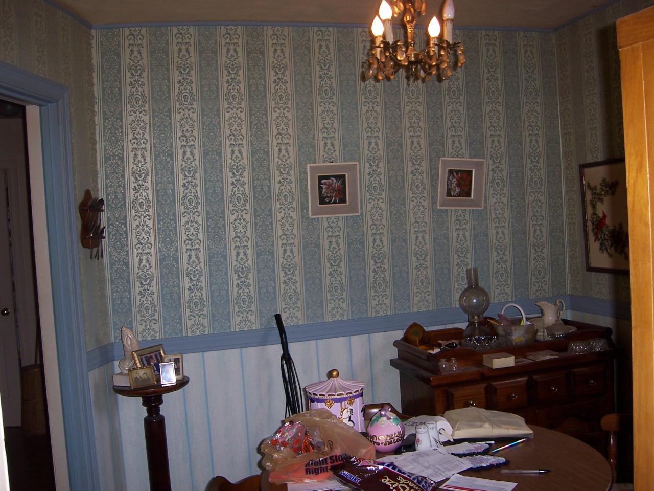 2532 Spring Road Southwest Roanoke, VA 24015 - Photo 5 of 11 DINING AREA