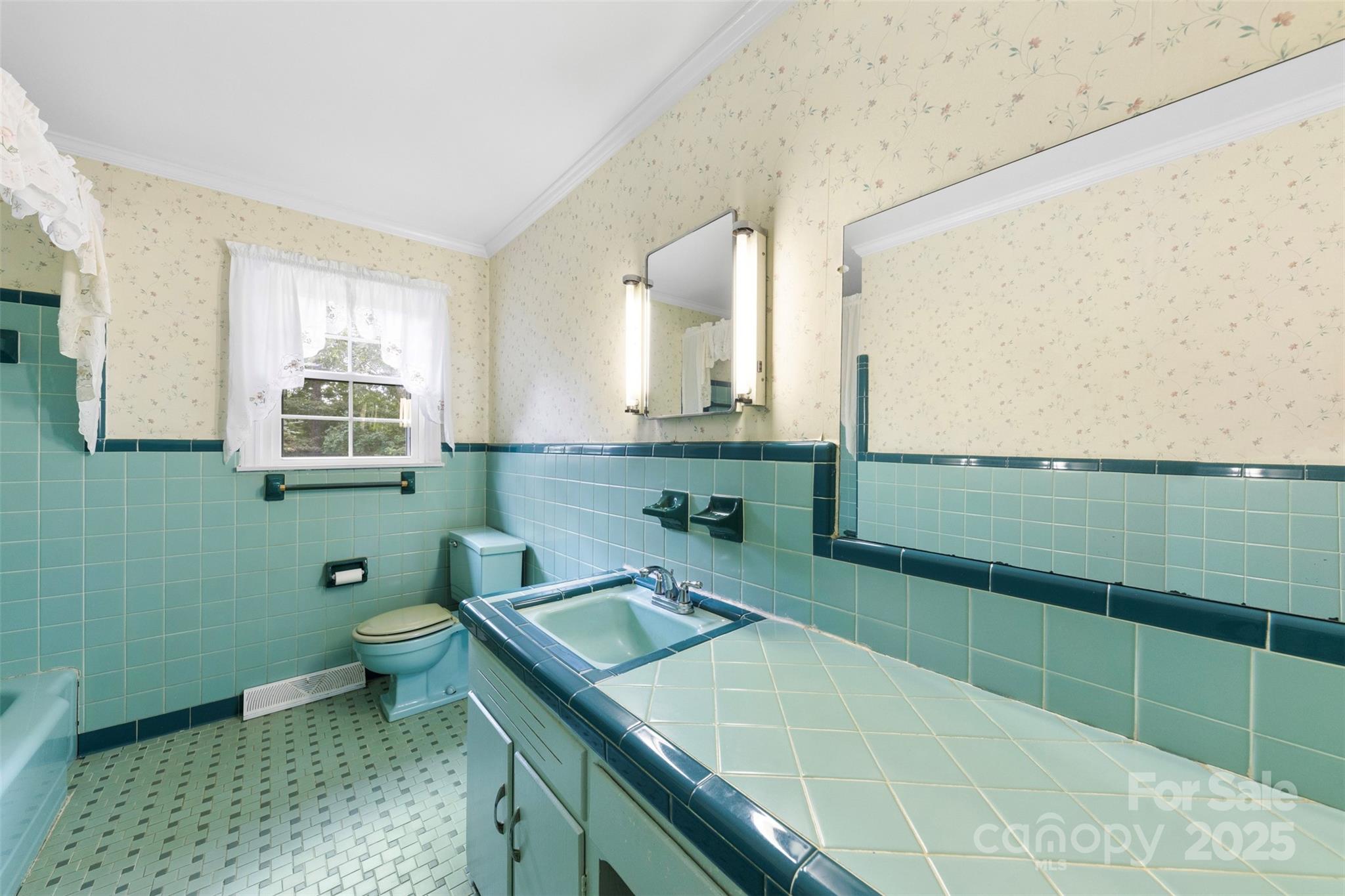 458 Roy Eaker Road Cherryville, NC 28021 - Photo 20 of 33 a bathroom with a sink a toilet and window