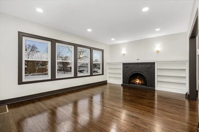 $339,900 | 602 South 21st Avenue, Maywood, IL 60153