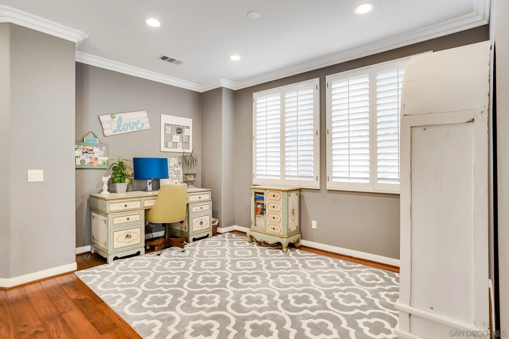 16375 Cayenne Ridge Road San Diego, CA 92127 - Photo 20 of 35 a very nice looking room with a large window
