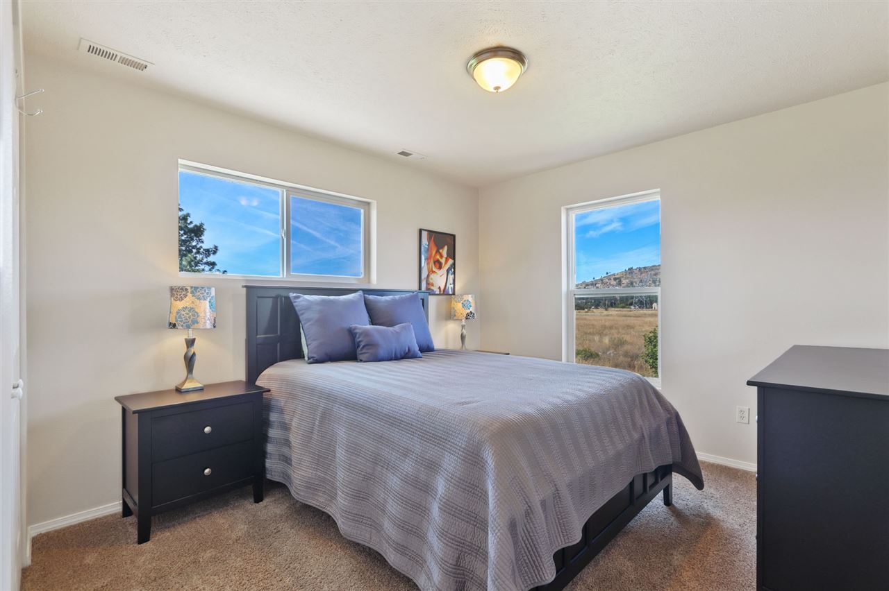 25309 Starr Road Newman Lake, WA 99025 - Photo 11 of 20 Gallery Image 11
