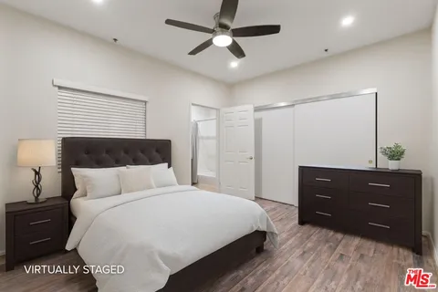 $625,000 | 11124 Burbank Boulevard, Unit 212, North Hollywood, CA 91601