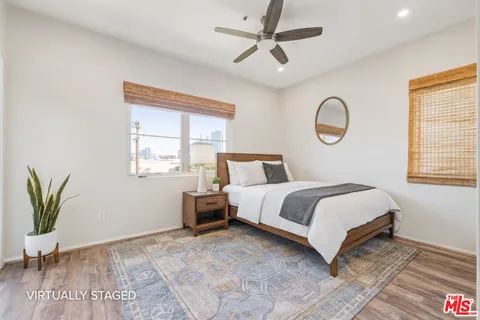 $625,000 | 11124 Burbank Boulevard, Unit 212, North Hollywood, CA 91601