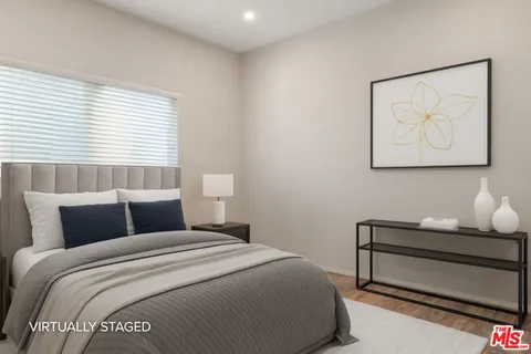 $625,000 | 11124 Burbank Boulevard, Unit 212, North Hollywood, CA 91601