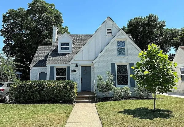 $3,095 | 1014 Galloway Avenue, Dallas, TX 75216