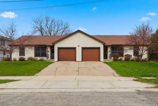 $670,000 | 2502-2504 Greenway, Madison, WI 53713