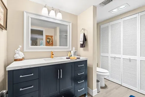 $109,900 | 4 Stratford Drive East, Unit B, Boynton Beach, FL 33436