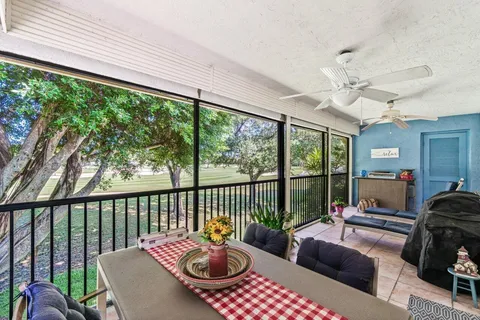 $109,900 | 4 Stratford Drive East, Unit B, Boynton Beach, FL 33436