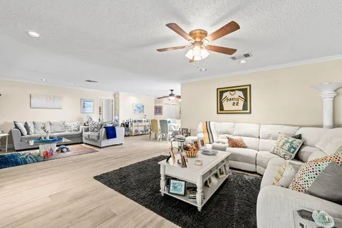 $109,900 | 4 Stratford Drive East, Unit B, Boynton Beach, FL 33436