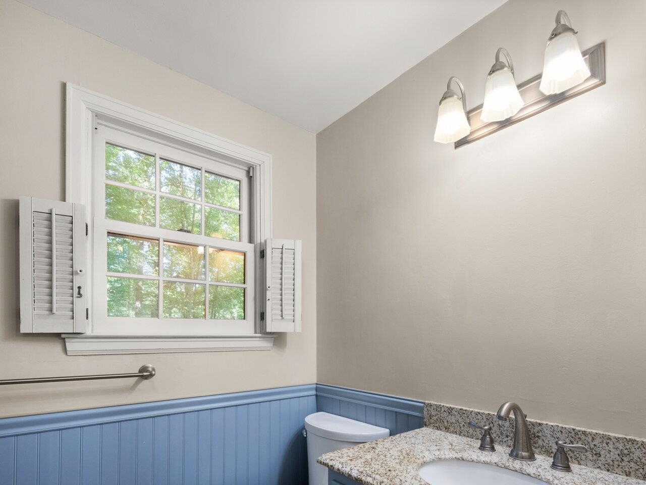 94 Robin Road Colchester, VT 05446 - Photo 19 of 40 Gallery Image 19