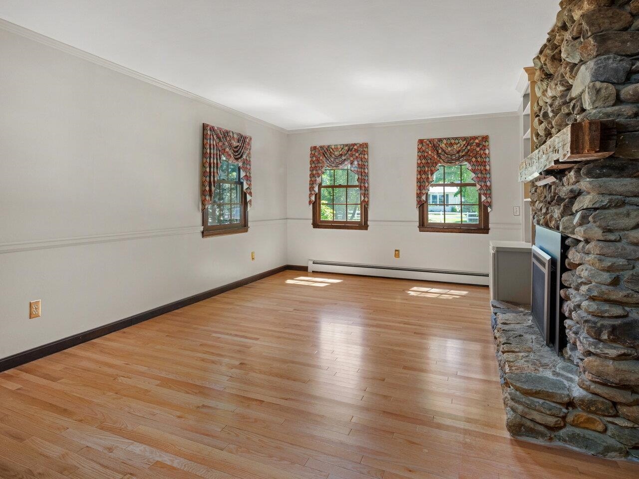 94 Robin Road Colchester, VT 05446 - Photo 39 of 40 Gallery Image 39