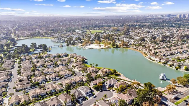 $2,650,000 | 39 Foxboro, Irvine, CA 92614