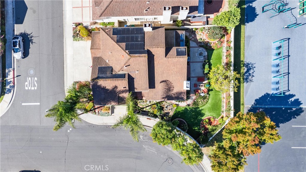 39 Foxboro Irvine, CA 92614 - Photo 30 of 32